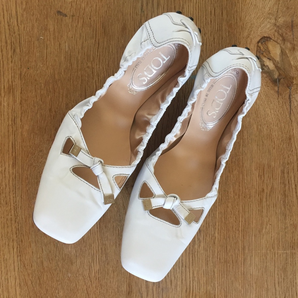 Tod’s White Ballet Square Toe Ballet Leather Flat - Picture 2 of 10